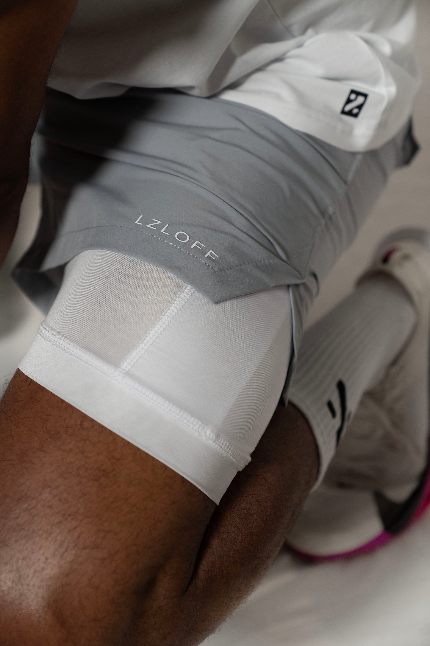 short "perform" - light grey
