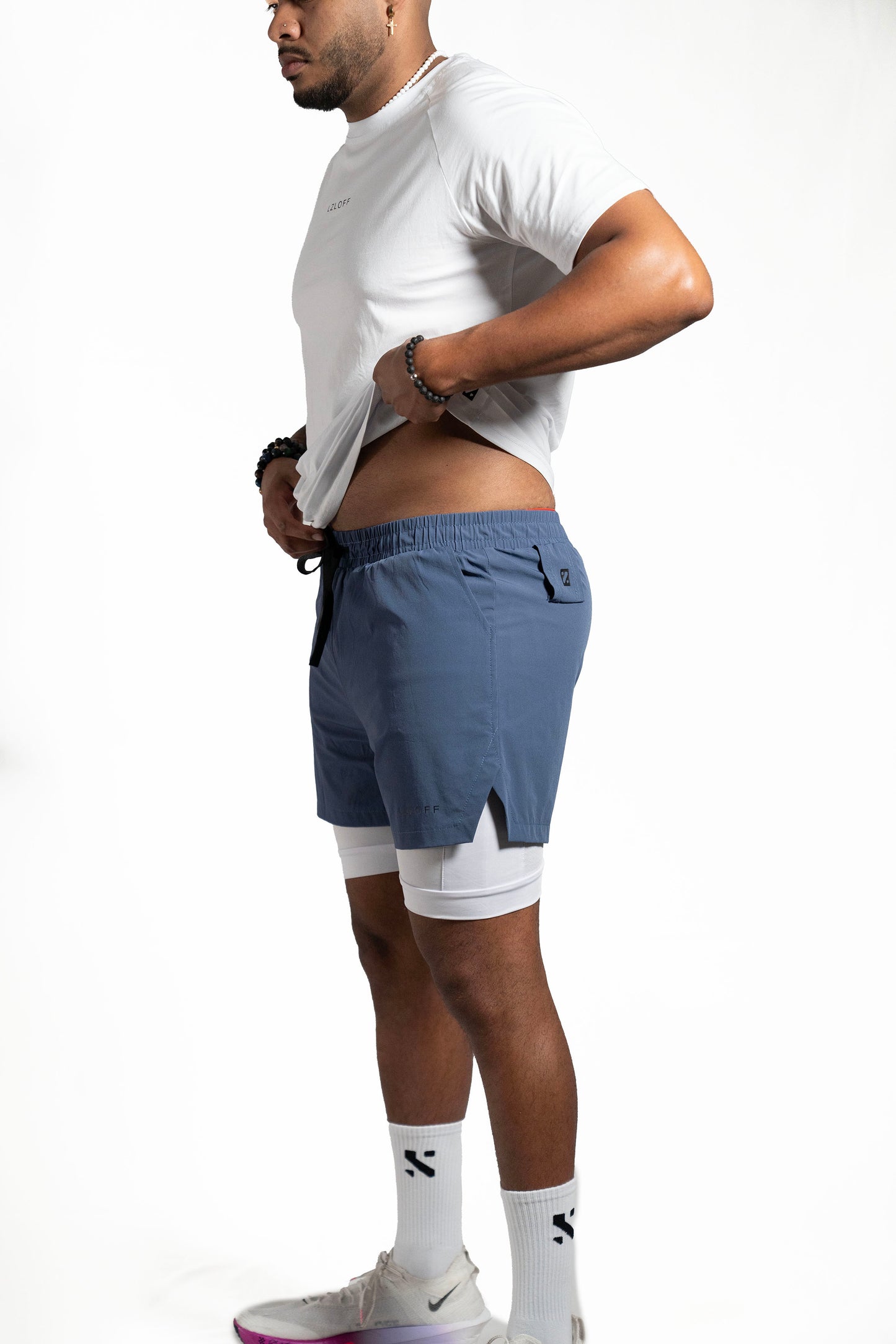 short "perform" -blue