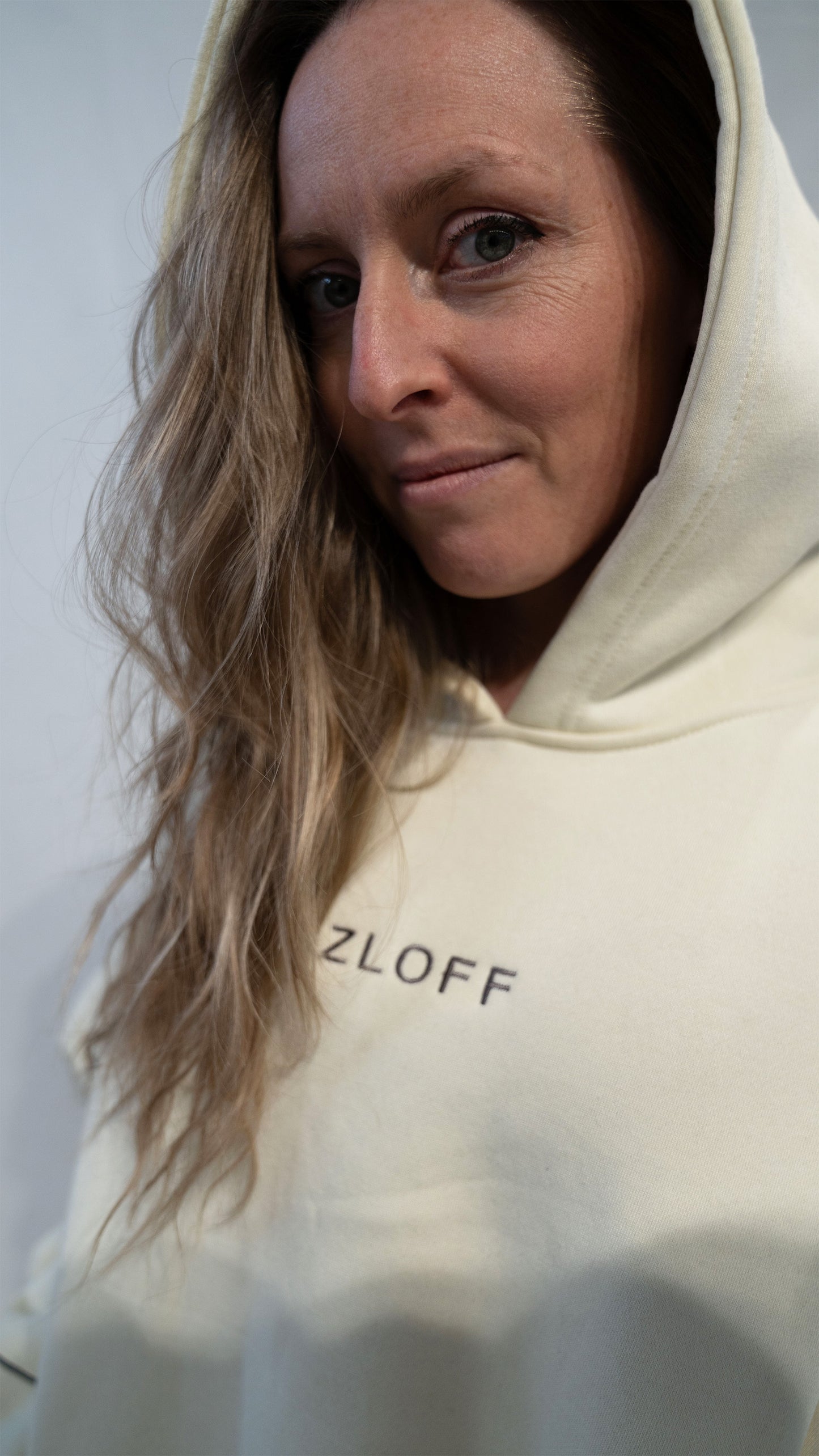 hoodie "midnight muse" - beige/purple smoke